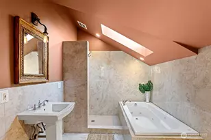 1524 10th Ave W, Seattle, WA 98119 - Photo 24