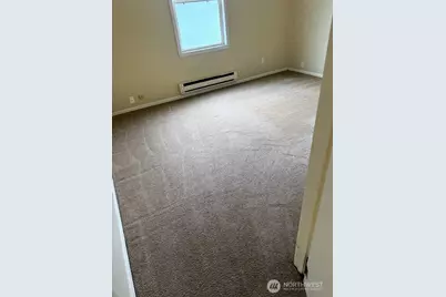 7822 NE Lake City Way NE, Seattle, WA 98115 - Photo 6