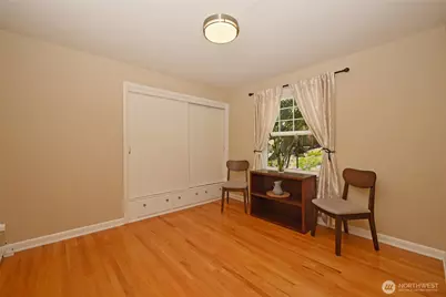 2822 23rd Avenue W, Seattle, WA 98199 - Photo 12