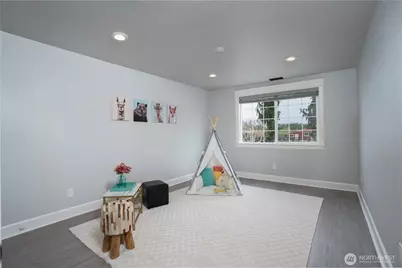 30815 Webster Road E, Eatonville, WA 98328 - Photo 18
