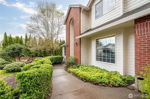239 W St James, Longview, WA 98632 - Photo 4