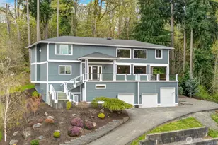 1401 32nd St Pl SE, Puyallup, WA 98372 - Photo 1