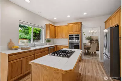 18636 172nd Place SE, Renton, WA 98058 - Photo 8