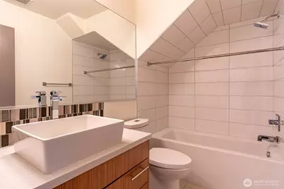 612 N 45th Street #C, Seattle, WA 98103 - Photo 6