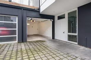 612 N 45th St, Seattle, WA 98103 - Photo 32
