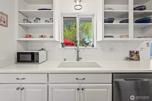1307 N Huson St, Tacoma, WA 98406 - Photo 12