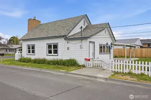 206 E Cedar St, Othello, WA 99344 - Photo 4