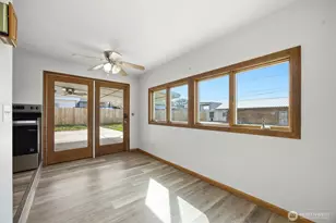 206 E Cedar St, Othello, WA 99344 - Photo 8