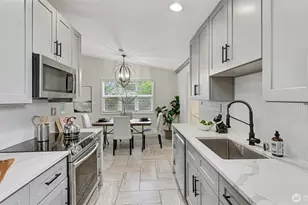 11204 148th Ave SE, Renton, WA 98059 - Photo 10