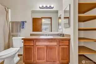 118 Wind River Dr, Chehalis, WA 98532 - Photo 2