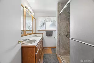 8311 110th St E, Puyallup, WA 98373 - Photo 12