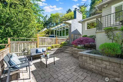 2514 Lake Park Drive S, Seattle, WA 98144 - Photo 4