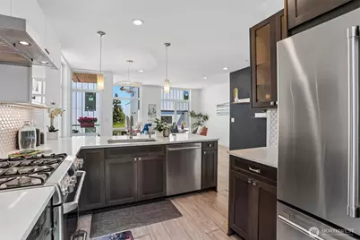 1926 Ferry Avenue SW, Seattle, WA 98116 - Photo 4