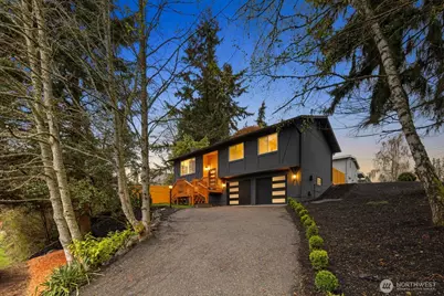 7211 182nd Street SW, Edmonds, WA 98026 - Photo 2