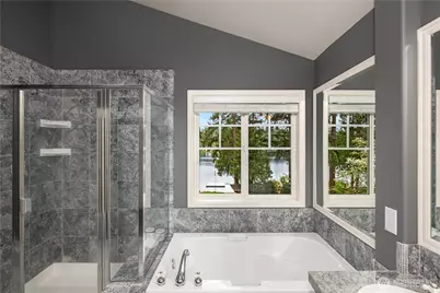 21827 SE 20th Street, Sammamish, WA 98075 - Photo 28