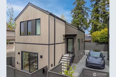 2806 W Dravus Street, Seattle, WA 98199 - Photo 2