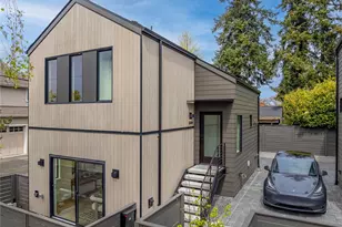 2806 W Dravus St, Seattle, WA 98199 - Photo 2