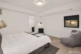 426 Wheeler St, Seattle, WA 98109 - Photo 26