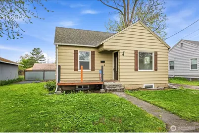 317 NE Ash Avenue, College Place, WA 99324 - Photo 2