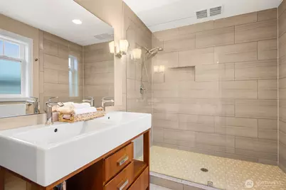 6235 31st Avenue NE, Seattle, WA 98115 - Photo 28