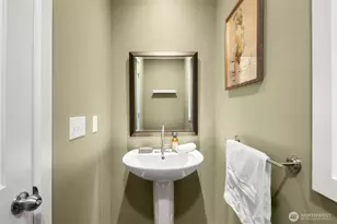 6235 31st Ave NE, Seattle, WA 98115 - Photo 34