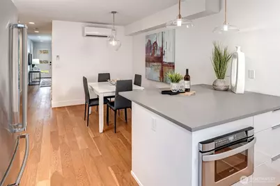 4274 NE 50th Street, Seattle, WA 98105 - Photo 10