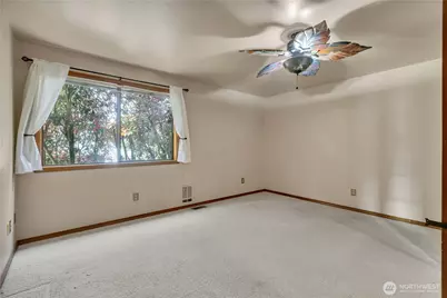 10422 45th Street Ct E, Edgewood, WA 98372 - Photo 26