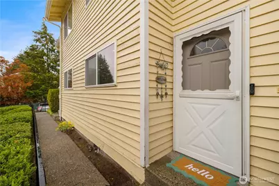 12024 101 Avenue NE #E2, Kirkland, WA 98034 - Photo 2