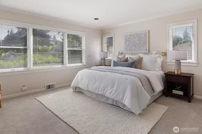 4550 47th Avenue NE, Seattle, WA 98105 - Photo 14