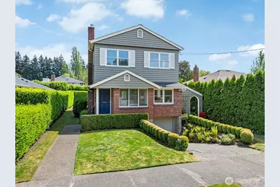 4550 47th Avenue NE, Seattle, WA 98105 - Photo 1