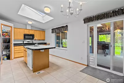 18437 Elderberry Street SW, Rochester, WA 98579 - Photo 8