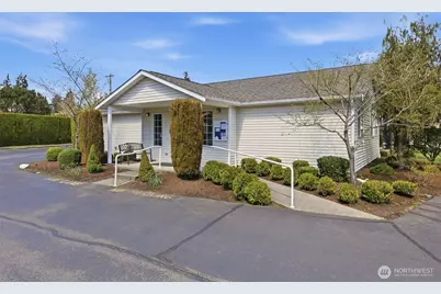 20617 28th Avenue W #D2, Lynnwood, WA 98036 - Photo 16