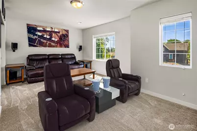 8223 49th Street NE, Marysville, WA 98270 - Photo 26