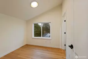 2731 NE 87th St, Seattle, WA 98115 - Photo 14
