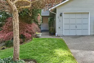 8730 133rd Ave NE, Redmond, WA 98052 - Photo 2