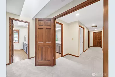 2837 220th Place NE, Sammamish, WA 98074 - Photo 12