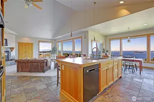1081 Morgan Way, Camano Island, WA 98282 - Photo 12