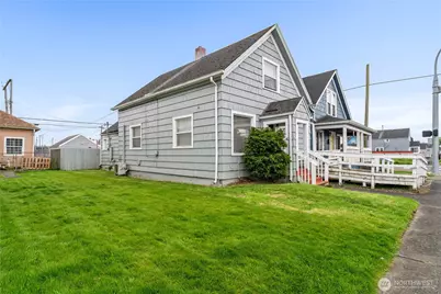 621 W Market Street, Aberdeen, WA 98520 - Photo 2