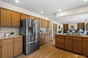 14316 NE 12th Pl, Bellevue, WA 98007 - Photo 14