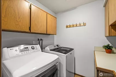 14316 NE 12th Place, Bellevue, WA 98007 - Photo 32