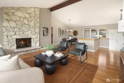 8530 54th Avenue NE, Seattle, WA 98115 - Photo 8