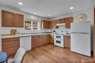 9929 195th Ave E, Bonney Lake, WA 98391 - Photo 12