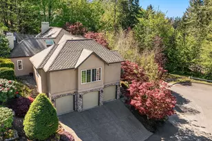 17247 SE 54th Pl, Bellevue, WA 98006 - Photo 1