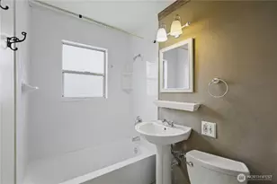 9831 33rd Ave SW, Seattle, WA 98126 - Photo 16