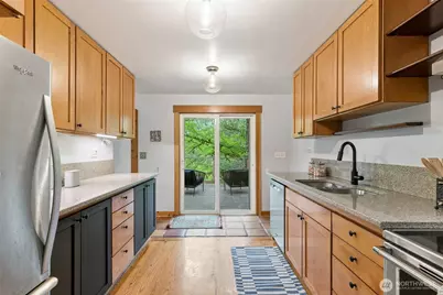 6311 18th Avenue SW, Seattle, WA 98106 - Photo 12