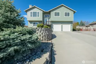 2316 Combine St, East Wenatchee, WA 98802 - Photo 2