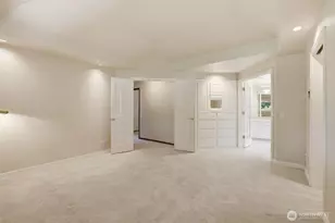 8957 188th St SW, Edmonds, WA 98026 - Photo 16