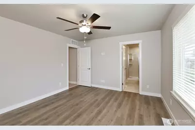 15136 87th Place E, Puyallup, WA 98375 - Photo 8