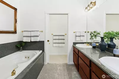 1900 Alaskan Way #216, Seattle, WA 98101 - Photo 20