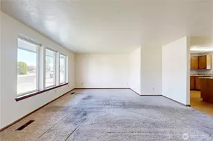 241 Bandra Dr, Walla Walla, WA 99362 - Photo 4